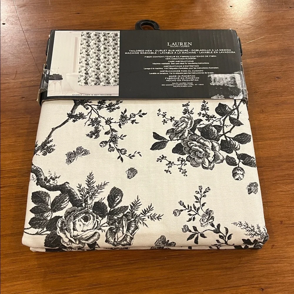 Ralph Lauren Shower Curtain Floral 70”x72” white black new